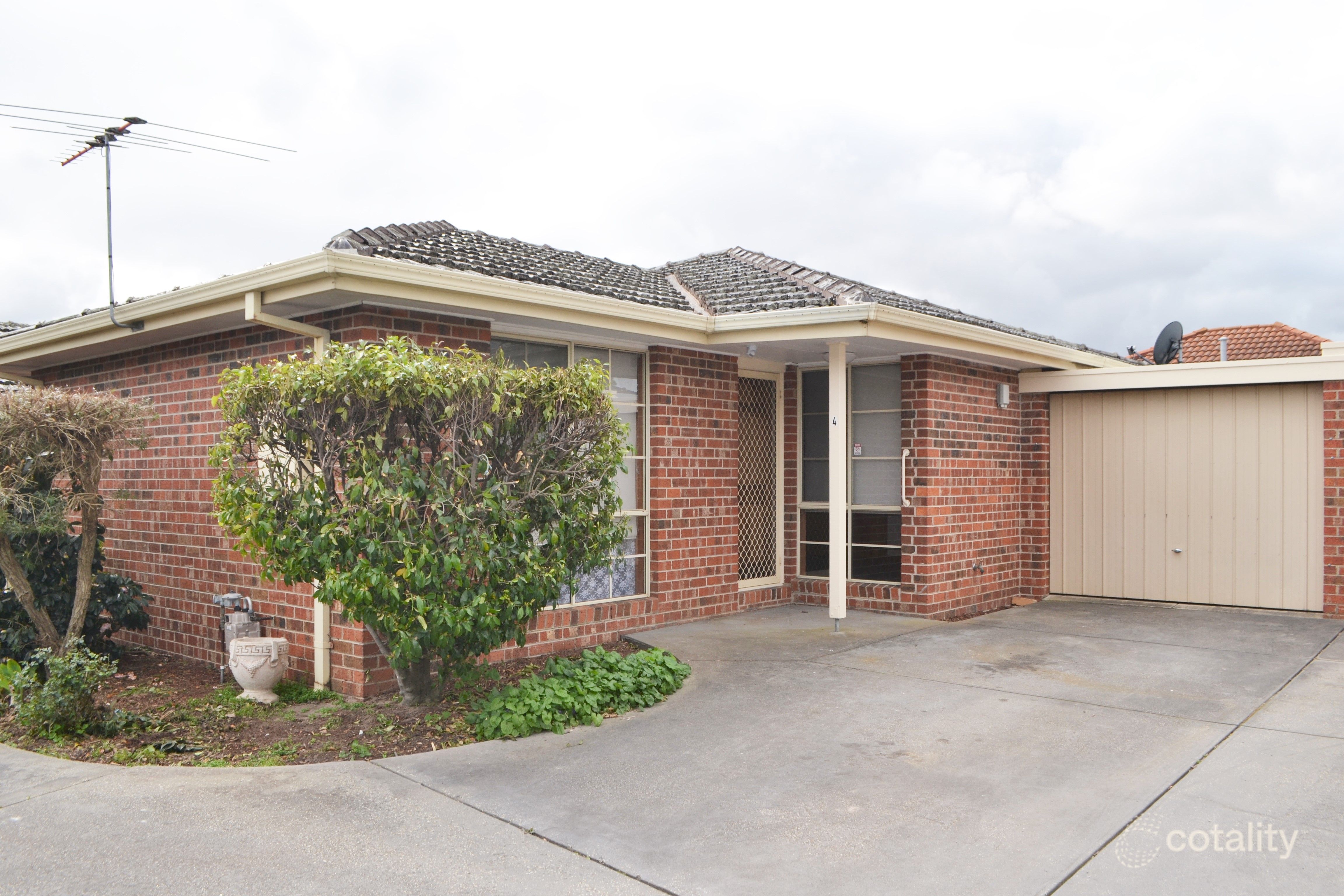 4/13 Lyall St, Cranbourne, VIC 3977