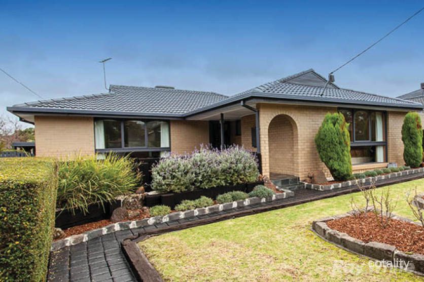 21 Camelot Dr, Glen Waverley, VIC 3150