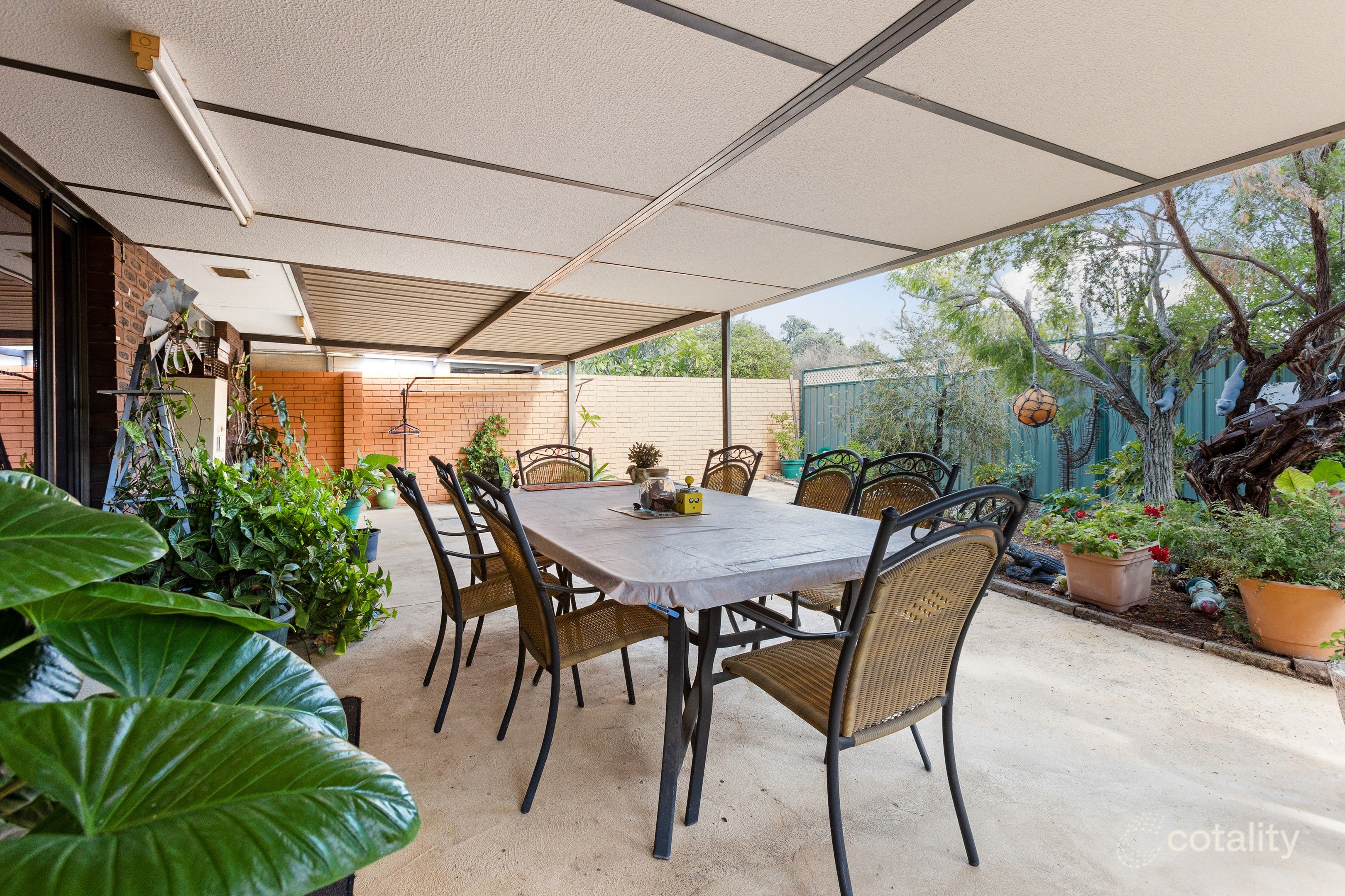 13/9 Durling Pl, Kelmscott, WA 6111