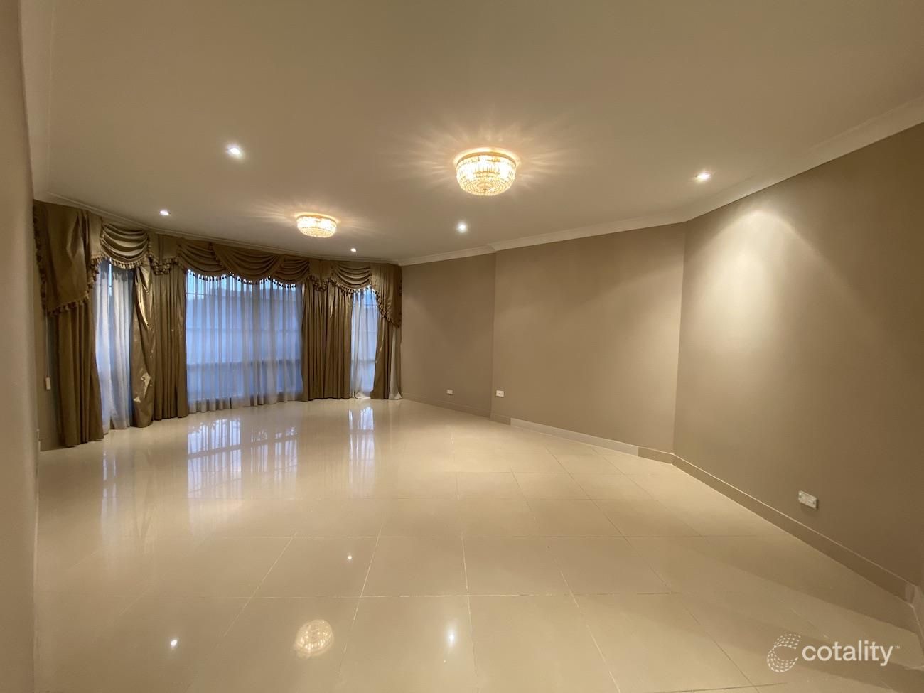 24 Keneally Cres, Edensor Park, NSW 2176