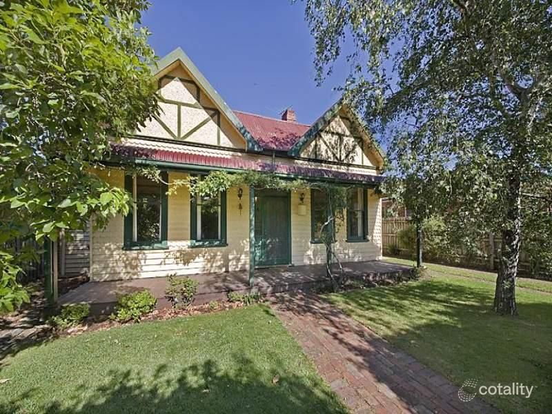 17 Manchester Gr, Glen Huntly, VIC 3163