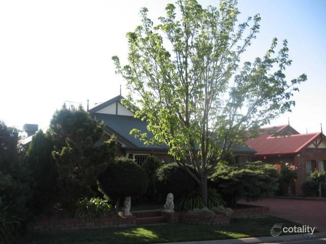 15 St Clair Pde, Greenwith, SA 5125