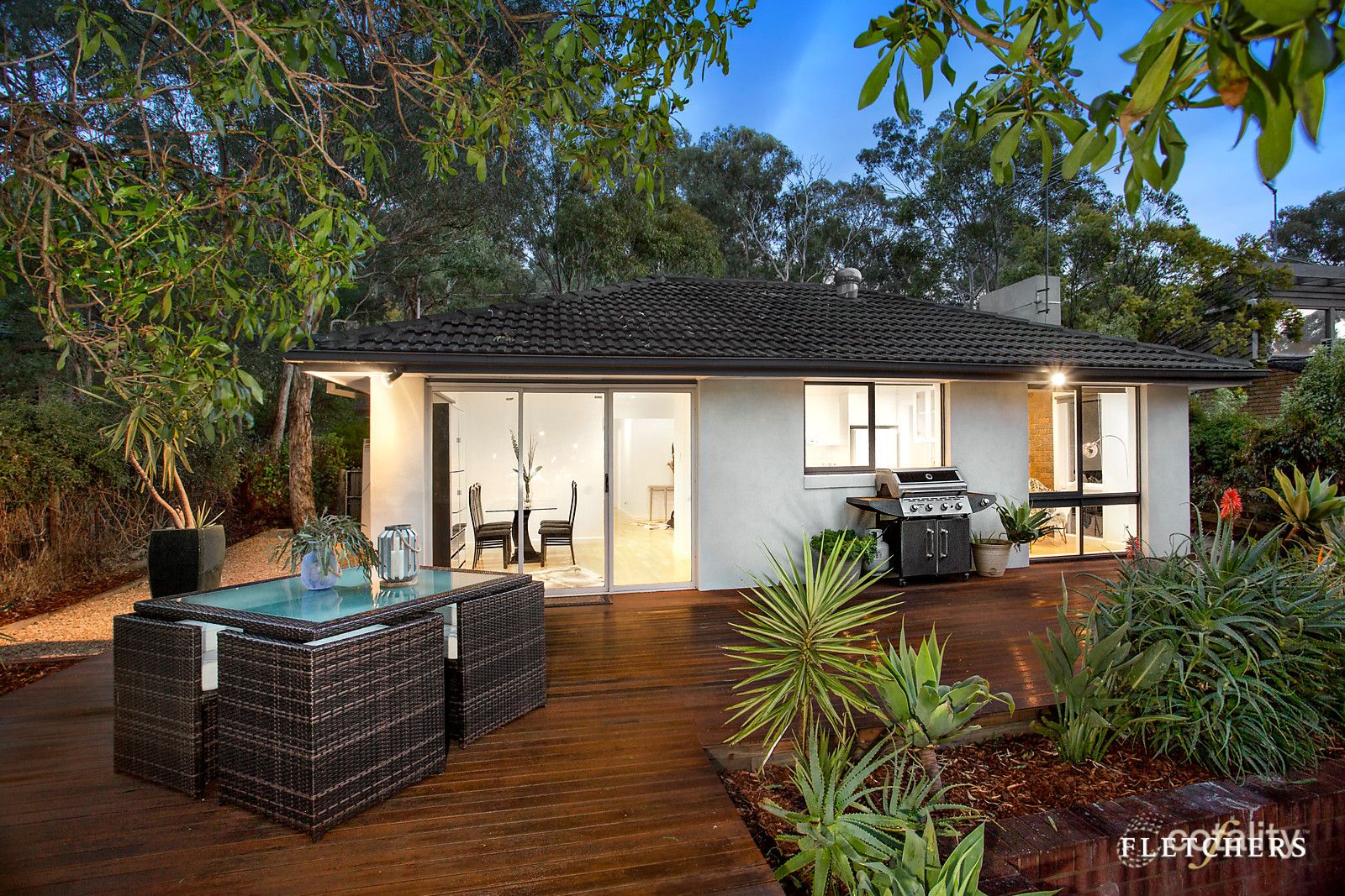 1/82 Karingal Dr, Eltham North, VIC 3095