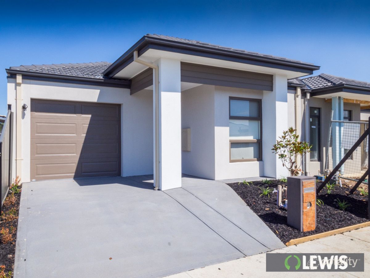 32 Fortitude Dr, Craigieburn, VIC 3064