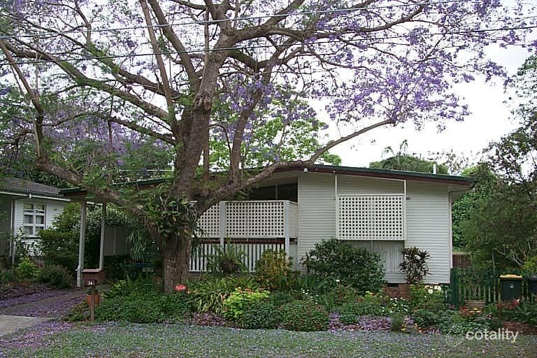 36 Tarbet St, Kenmore, QLD 4069