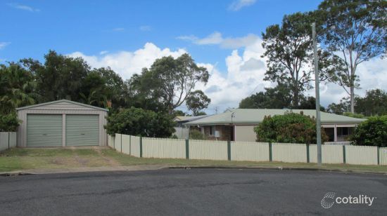 2 Top St, Torquay, QLD 4655