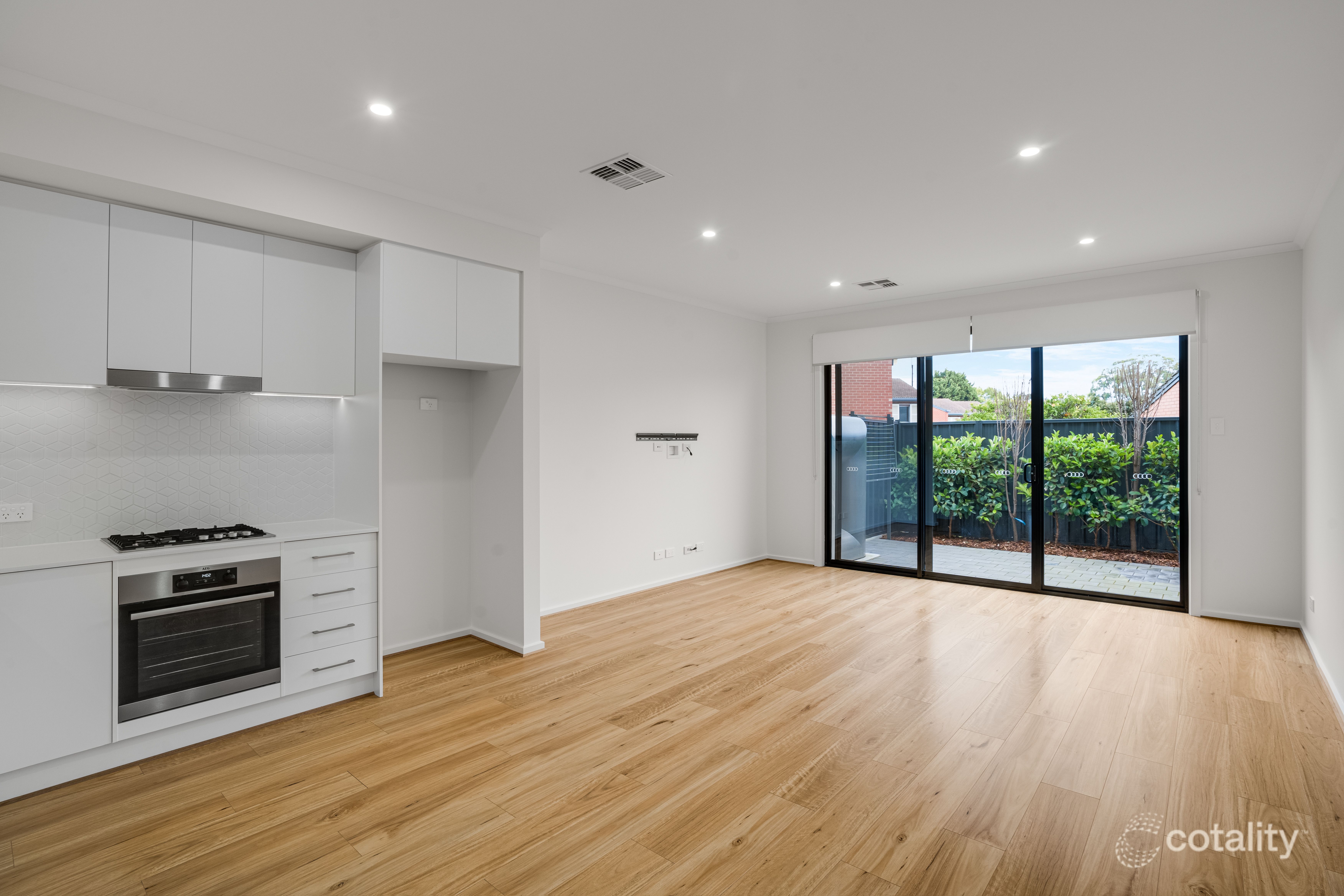 40 Arnold Cl, Findon, SA 5023