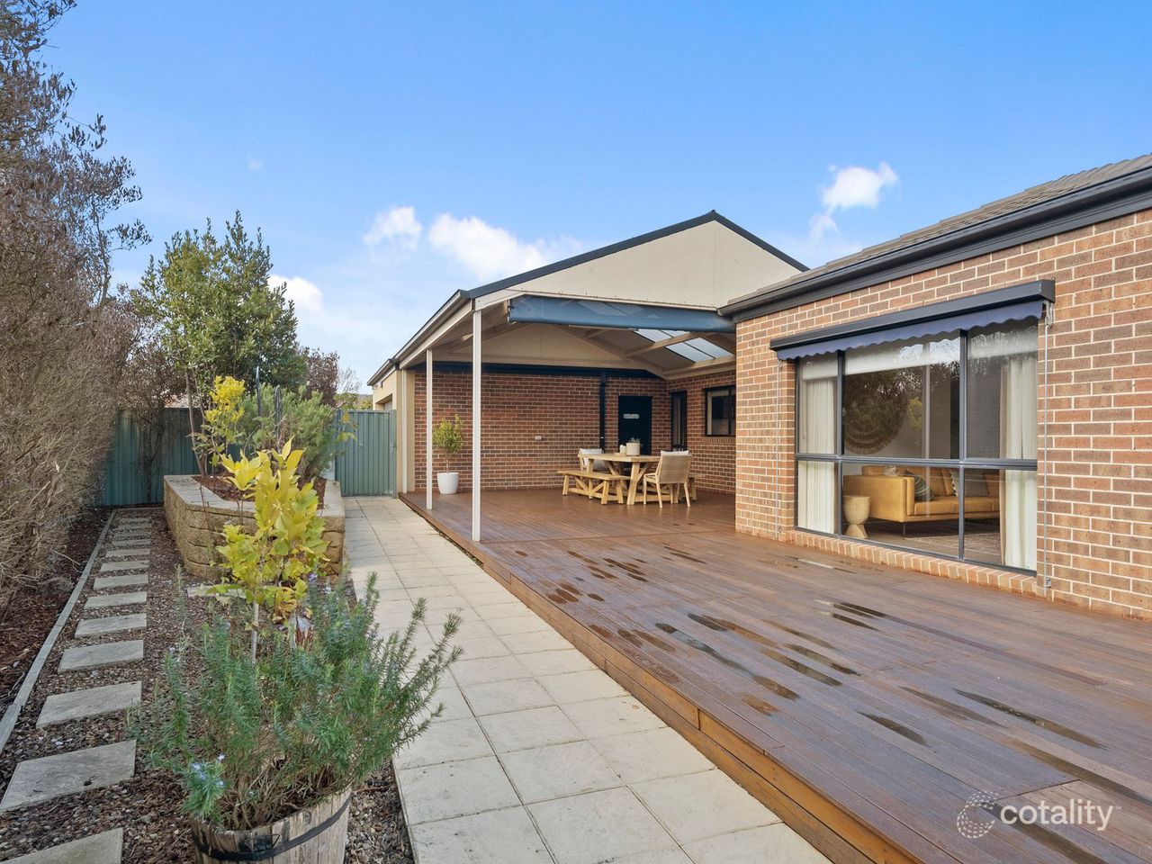 11 Sunline Ct, Ballan, VIC 3342