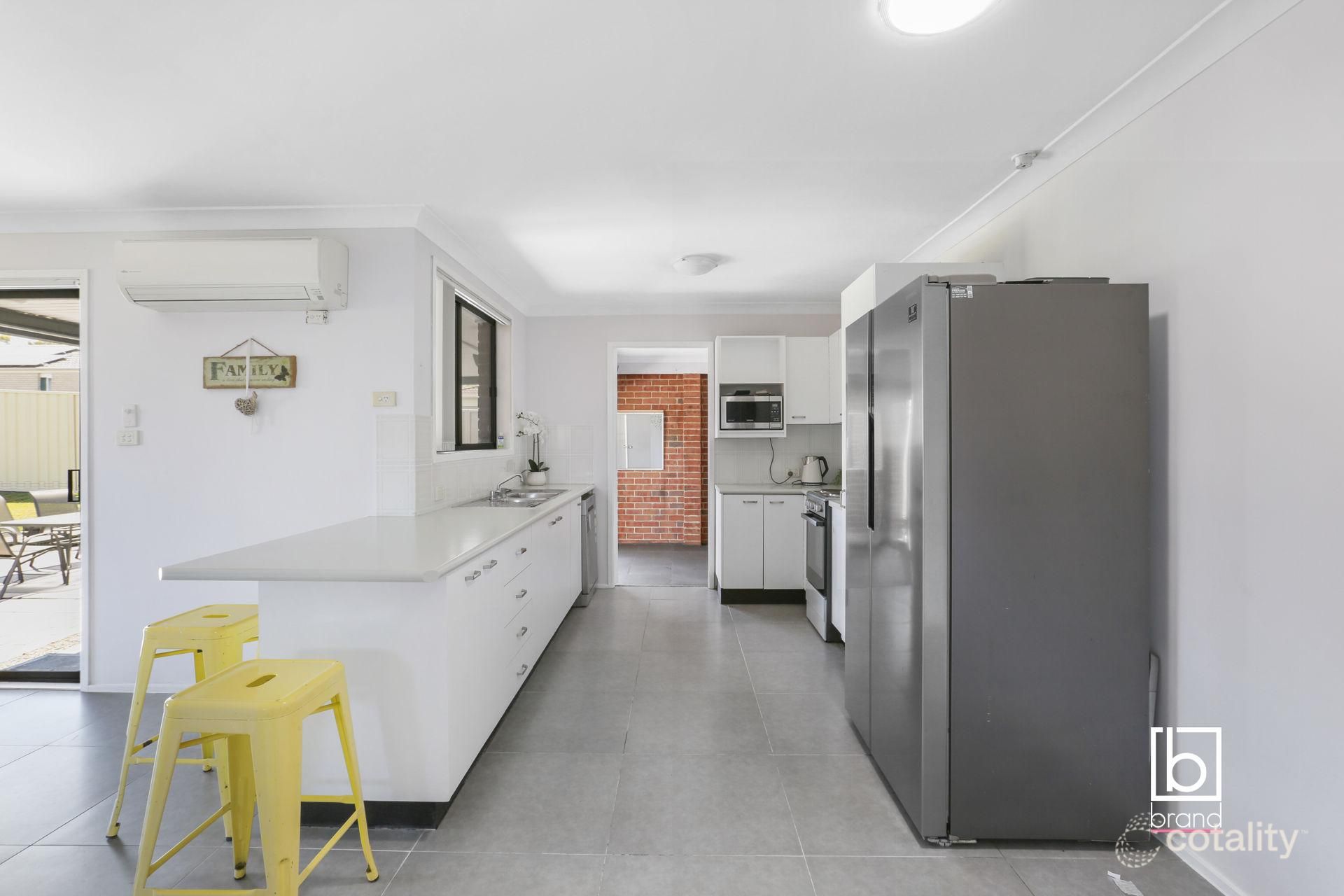 62 Rosella Cct, Blue Haven, NSW 2262