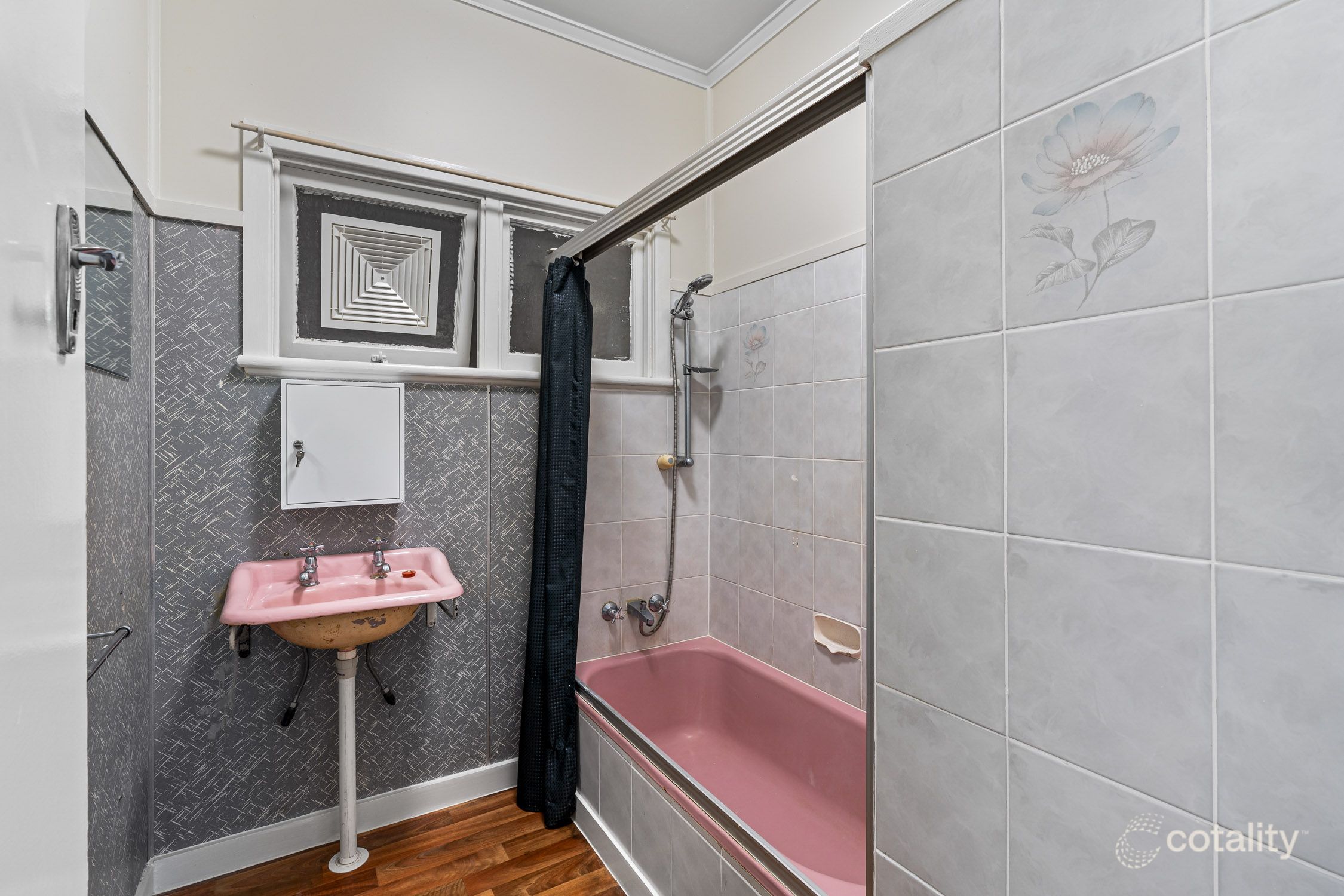 40 Holberton St, Rockville, QLD 4350