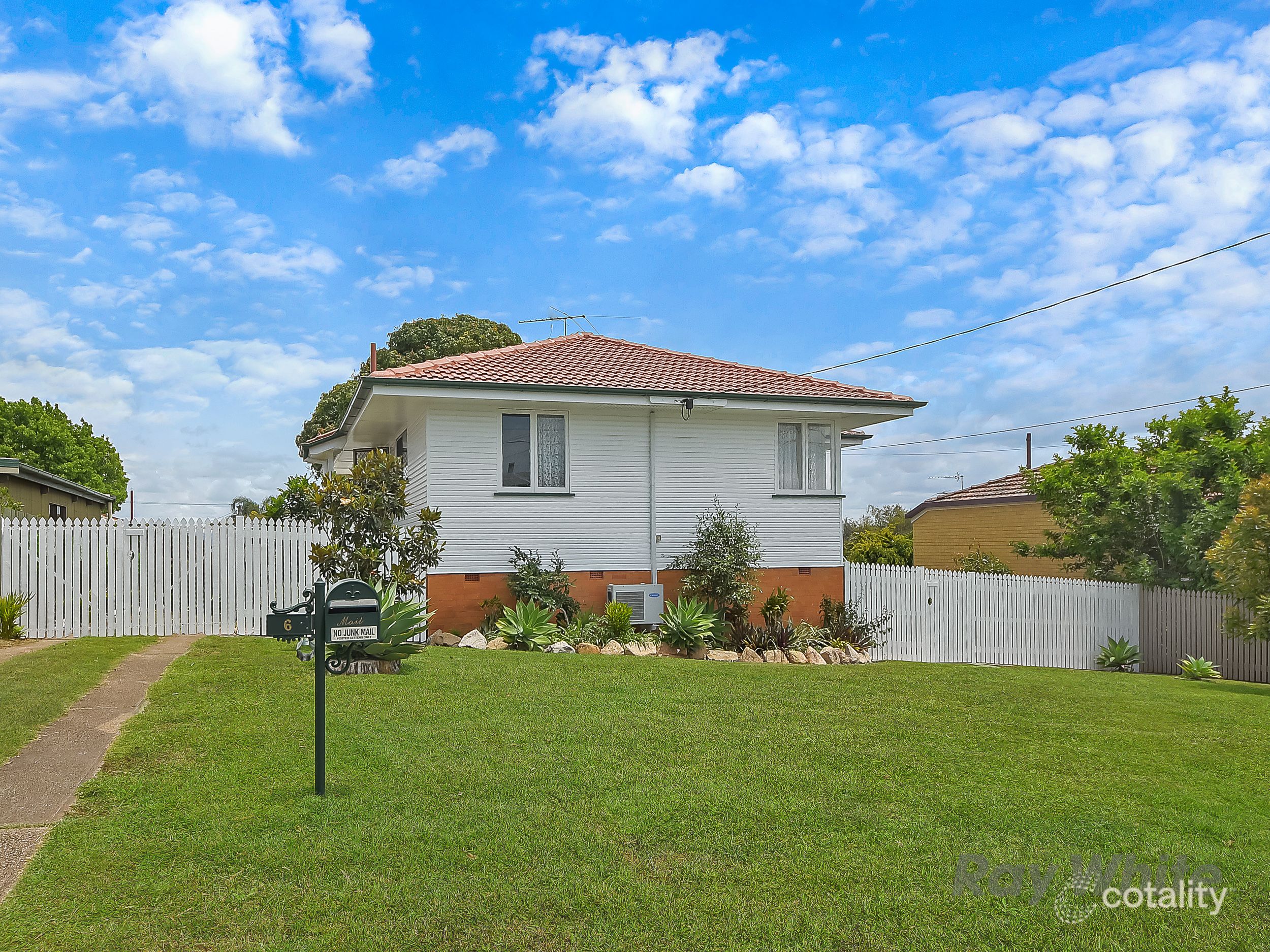 6 Geraint St, Bracken Ridge, QLD 4017