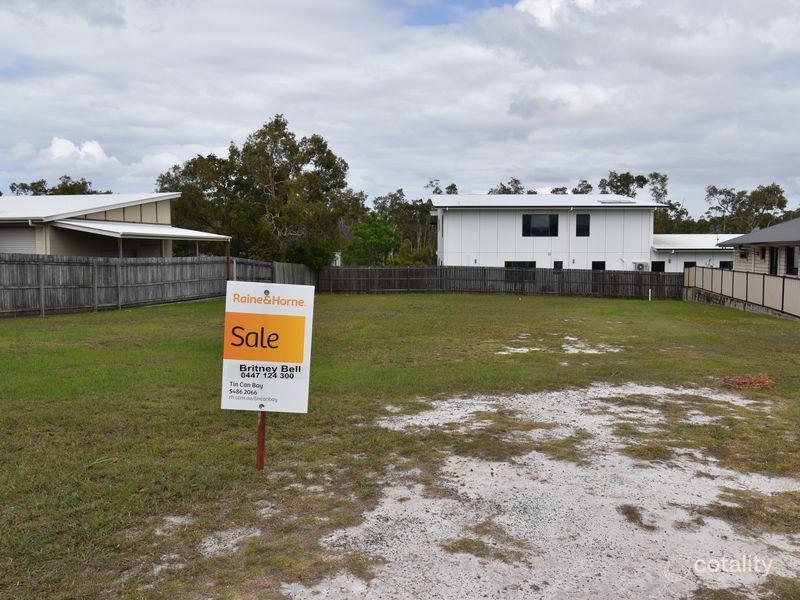 17 Summer Way, Tin Can Bay, QLD 4580