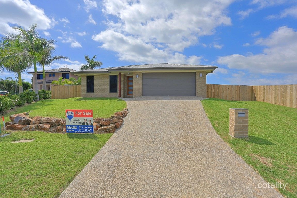 4 Daisy Ct, Coral Cove, QLD 4670