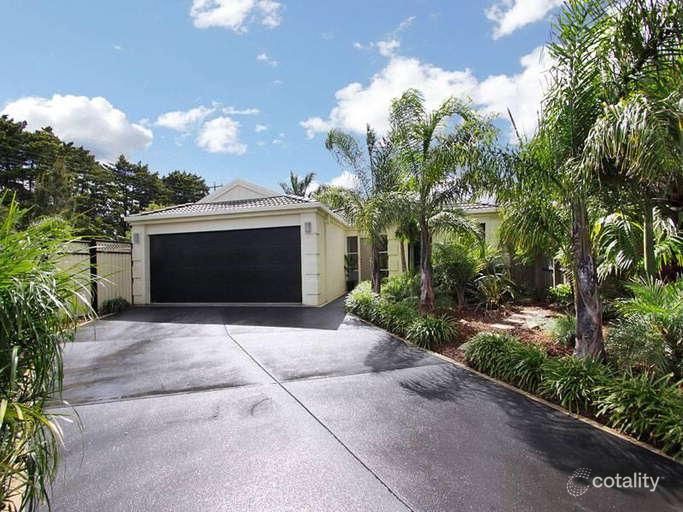 6 Beal Pl, Mornington, VIC 3931