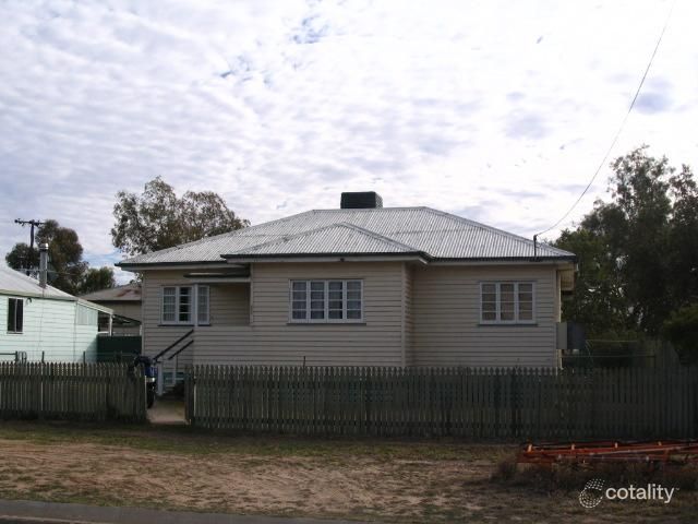13 Phillip St, Roma, QLD 4455