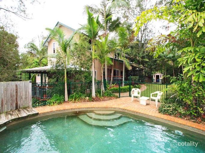 39 Bogunda St, The Gap, QLD 4061