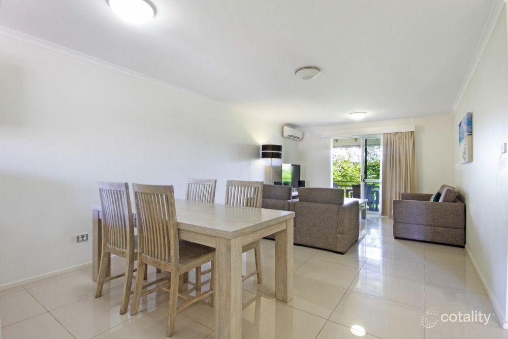 30/2 Landsborough Pde, Golden Beach, QLD 4551