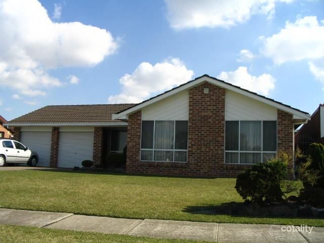 6 Wheller St, Bossley Park, NSW 2176