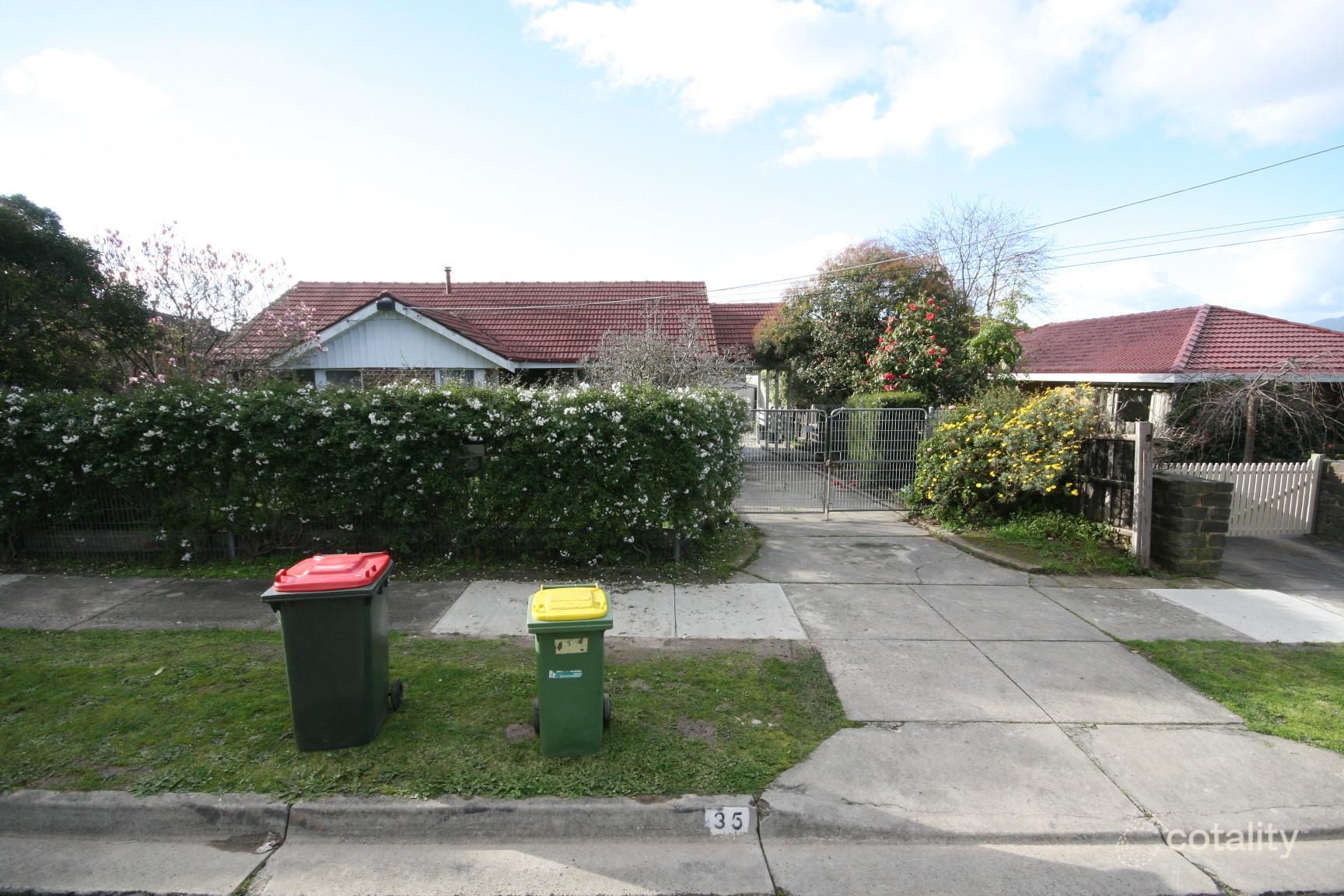 35 Ireland Ave, Wantirna South, VIC 3152