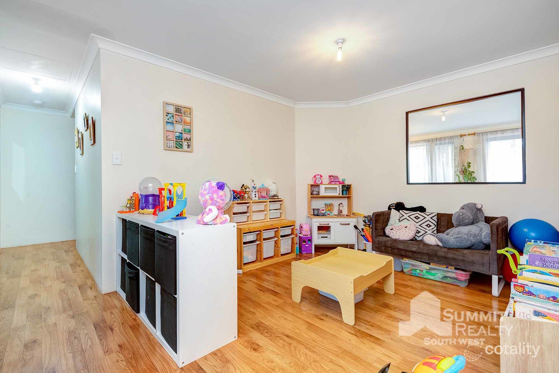 5 Castle St, Kirup, WA 6251