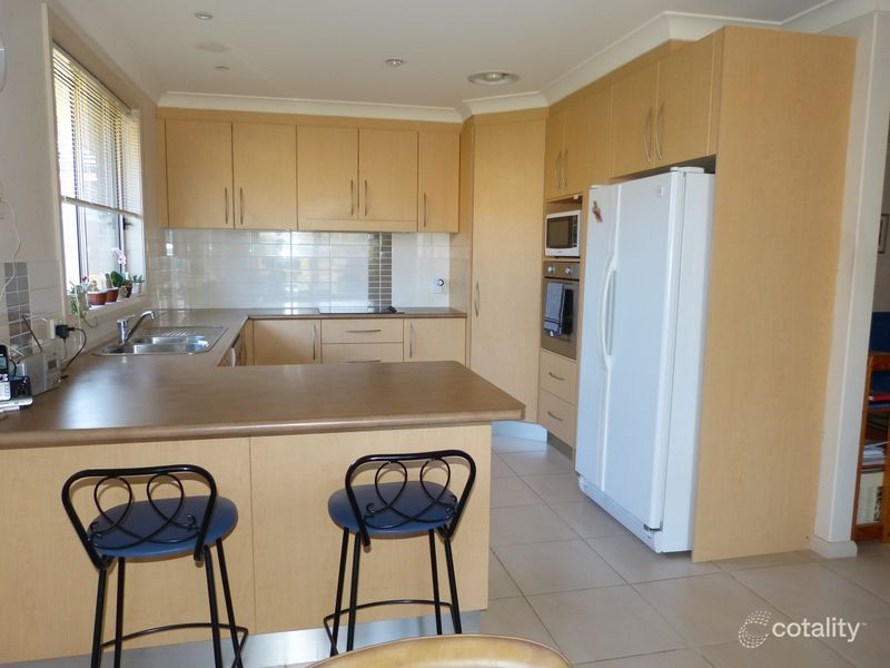 8 Melaleuca Pl, Taree, NSW 2430