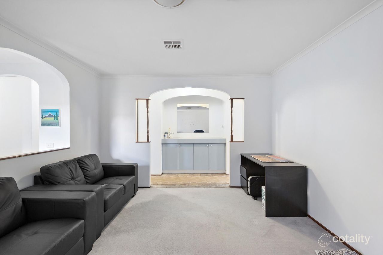 18 Burns Cct, Mckellar, ACT 2617