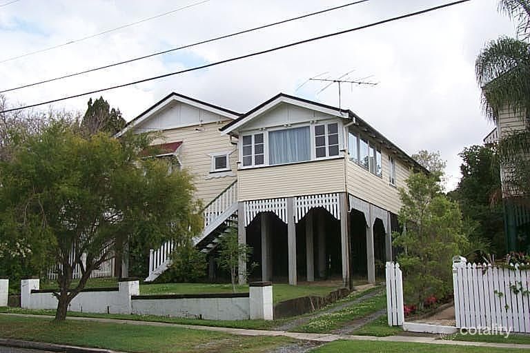 37 Wylie Ave, Coorparoo, QLD 4151