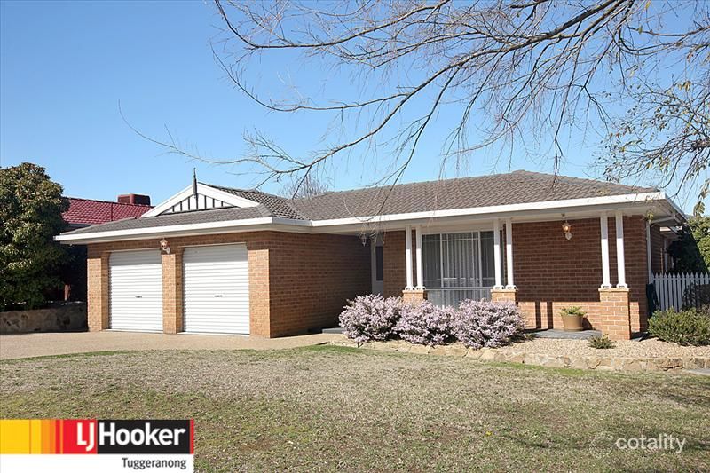 17 Blinkhorn Pl, Gordon, ACT 2906