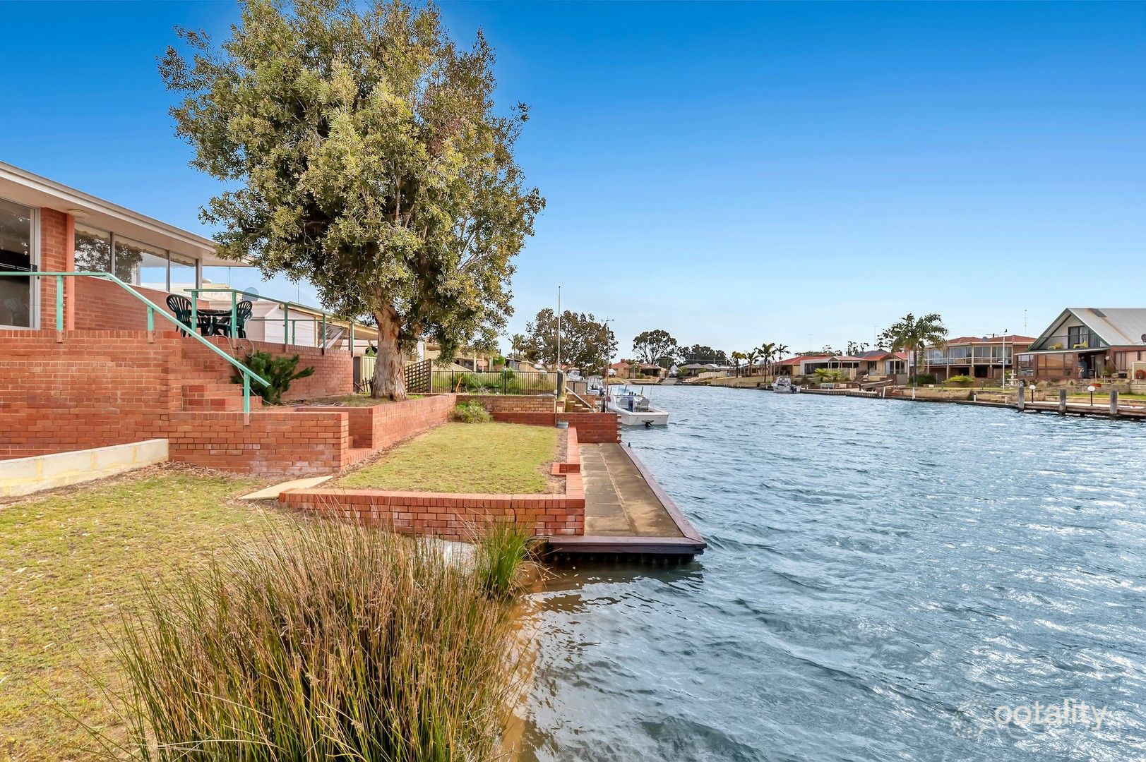 15 Woolah Pl, South Yunderup, WA 6208