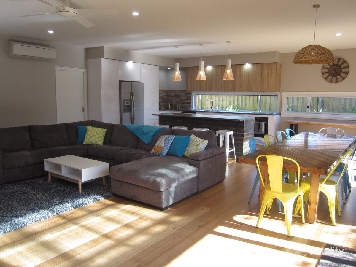 2e Ferry Gr, Newcomb, VIC 3219