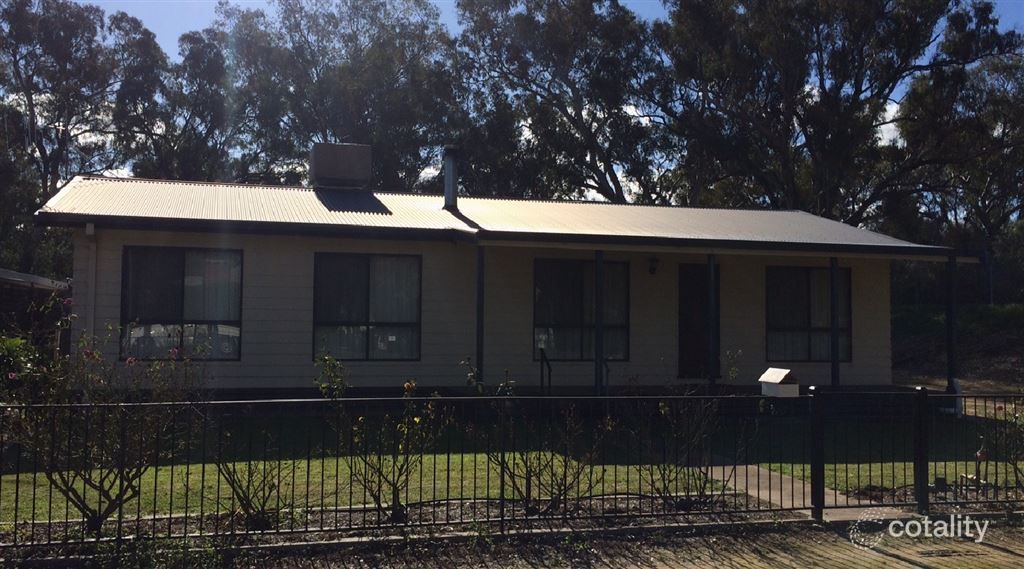 1 Myra St, Warren, NSW 2824