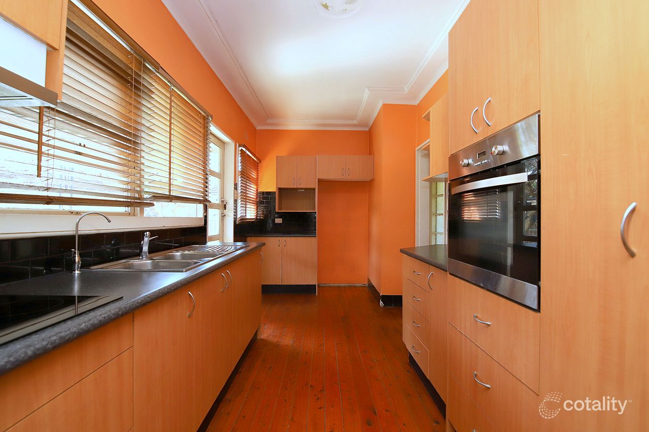 405 Marion St, Georges Hall, NSW 2198
