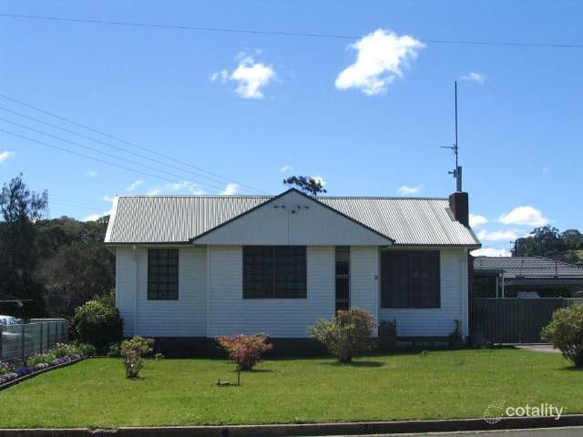 8 Barnes St, Berkeley, NSW 2506