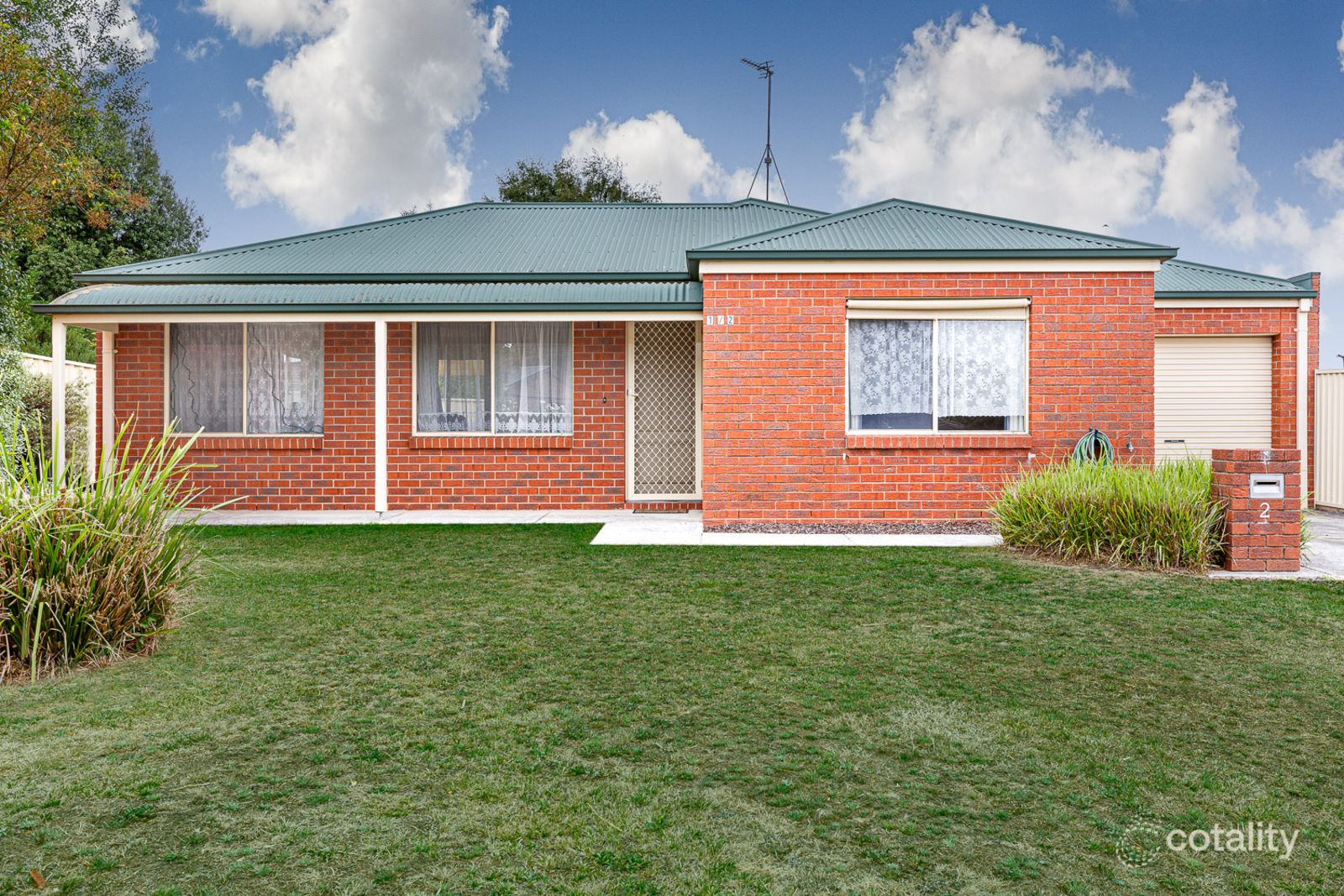 1/2 Finley Ct, Mount Clear, VIC 3350