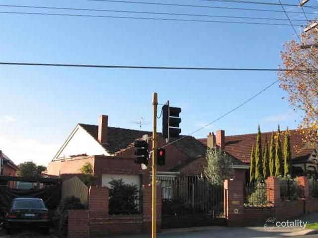 70 Kooyong Rd, Armadale, VIC 3143