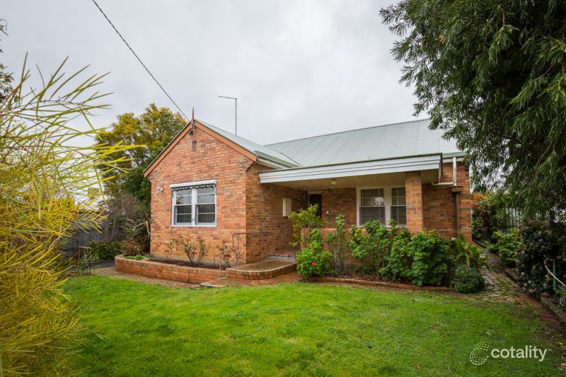 16 Robinson St, Horsham, VIC 3400
