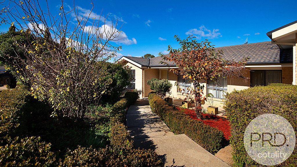 32 Pomeroy St, Dunlop, ACT 2615
