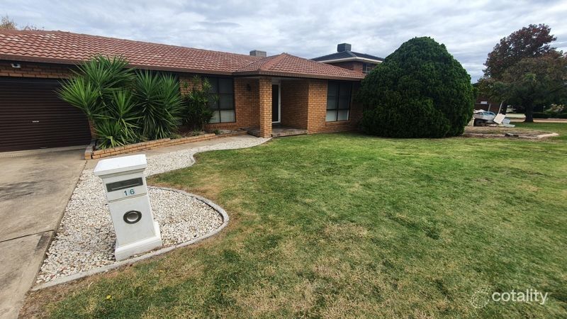 16 Camira Cres, Hillvue, NSW 2340