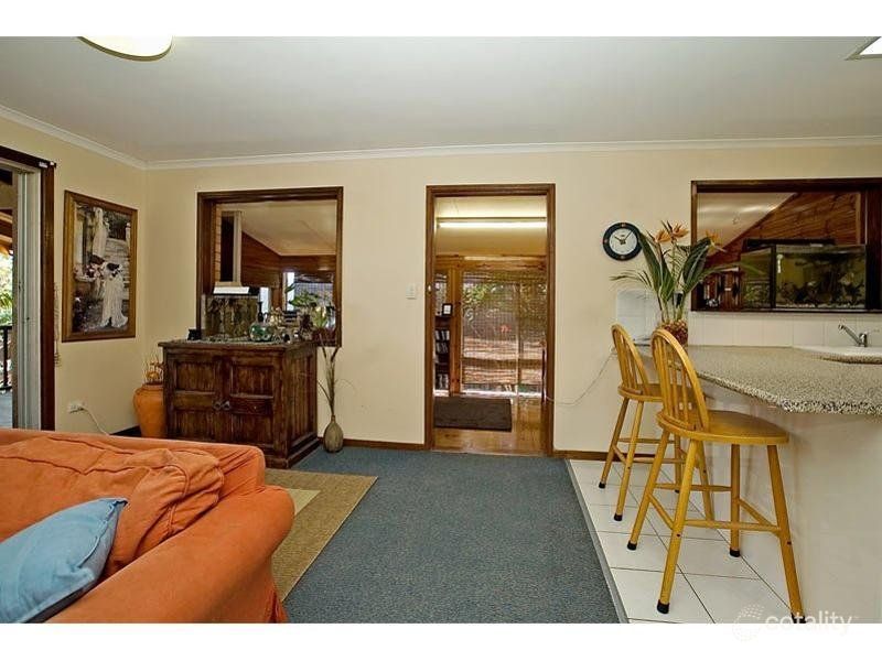 5 Dunnes Ave, Hope Island, QLD 4212