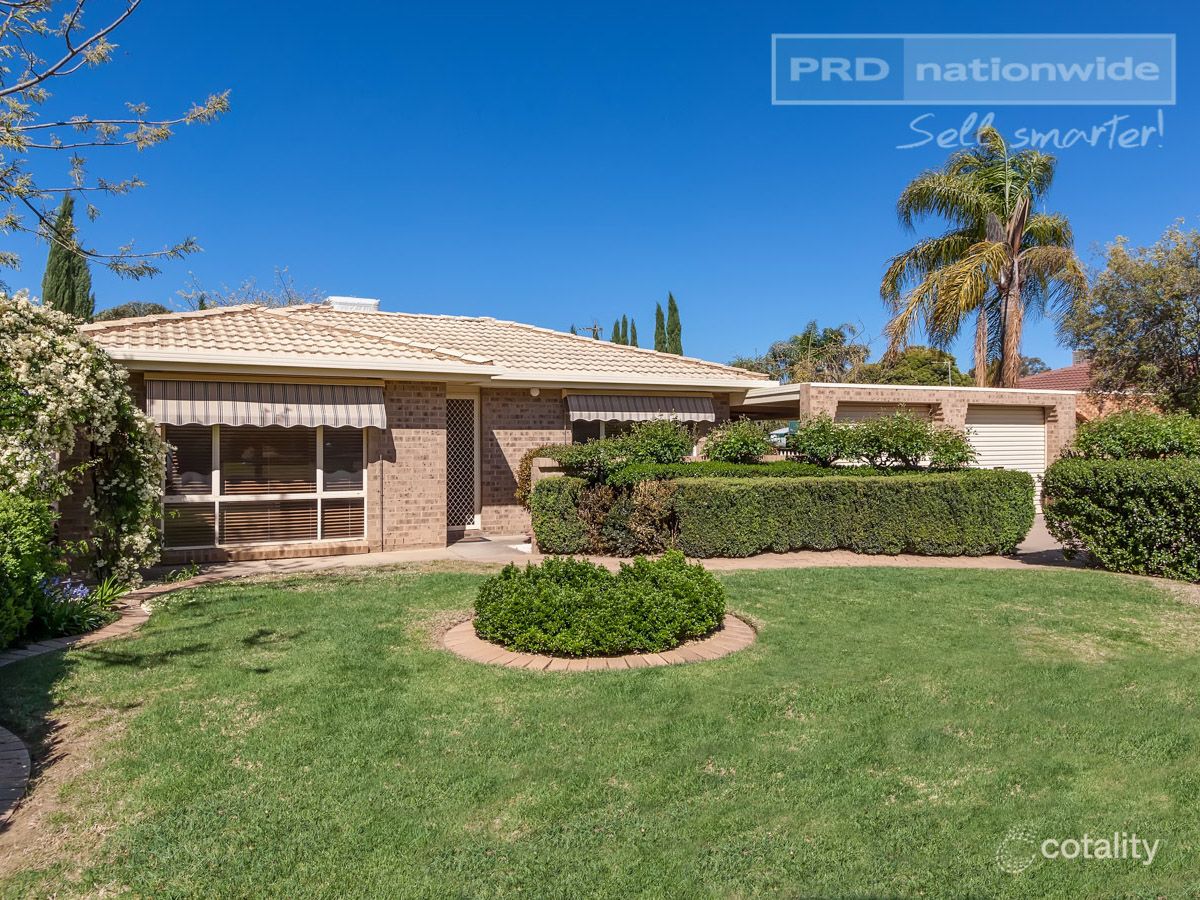 41 Balleroo Cres, Glenfield Park, NSW 2650