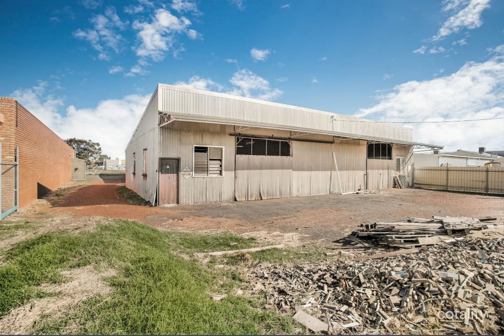 8 Denning Rd, East Bunbury, WA 6230