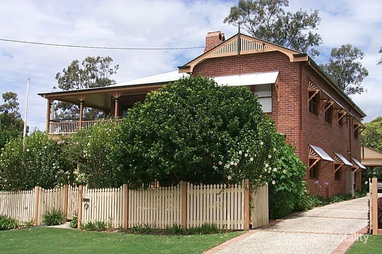 8 Britannia St, Manly, QLD 4179