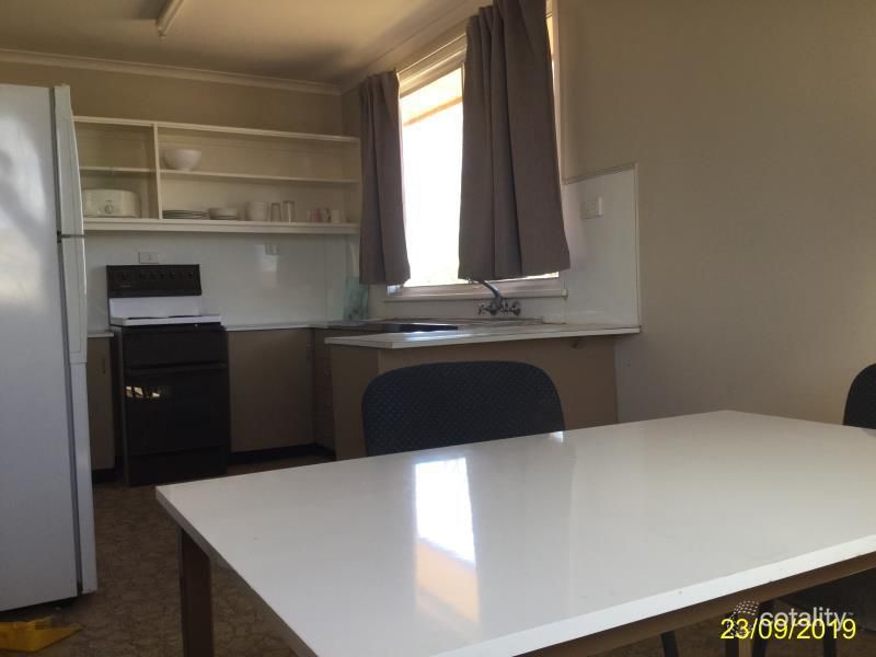 17 Acacia St, Blackwater, QLD 4717