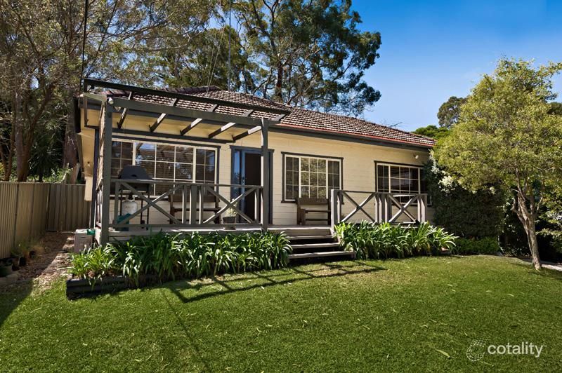 13 Serpentine Rd, Gymea, NSW 2227