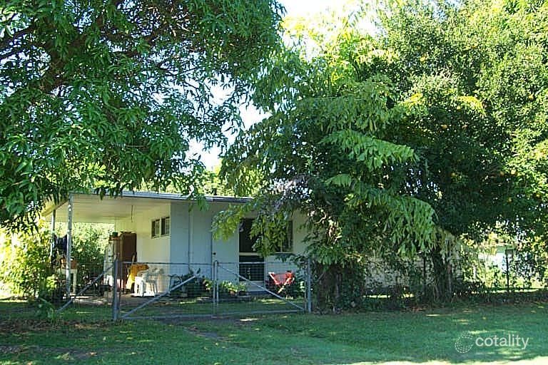 34 Illich St, Kurrimine Beach, QLD 4871