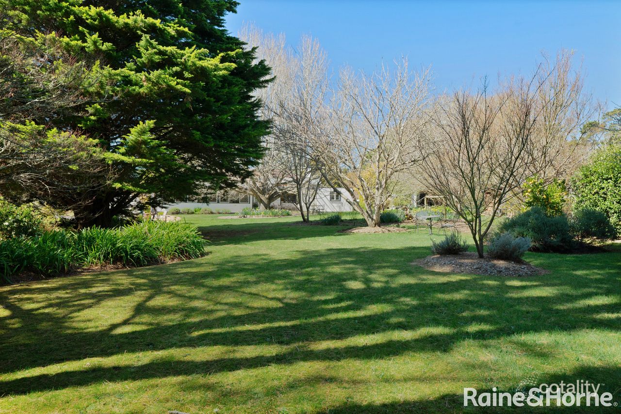 10 Hill St, Bundanoon, NSW 2578