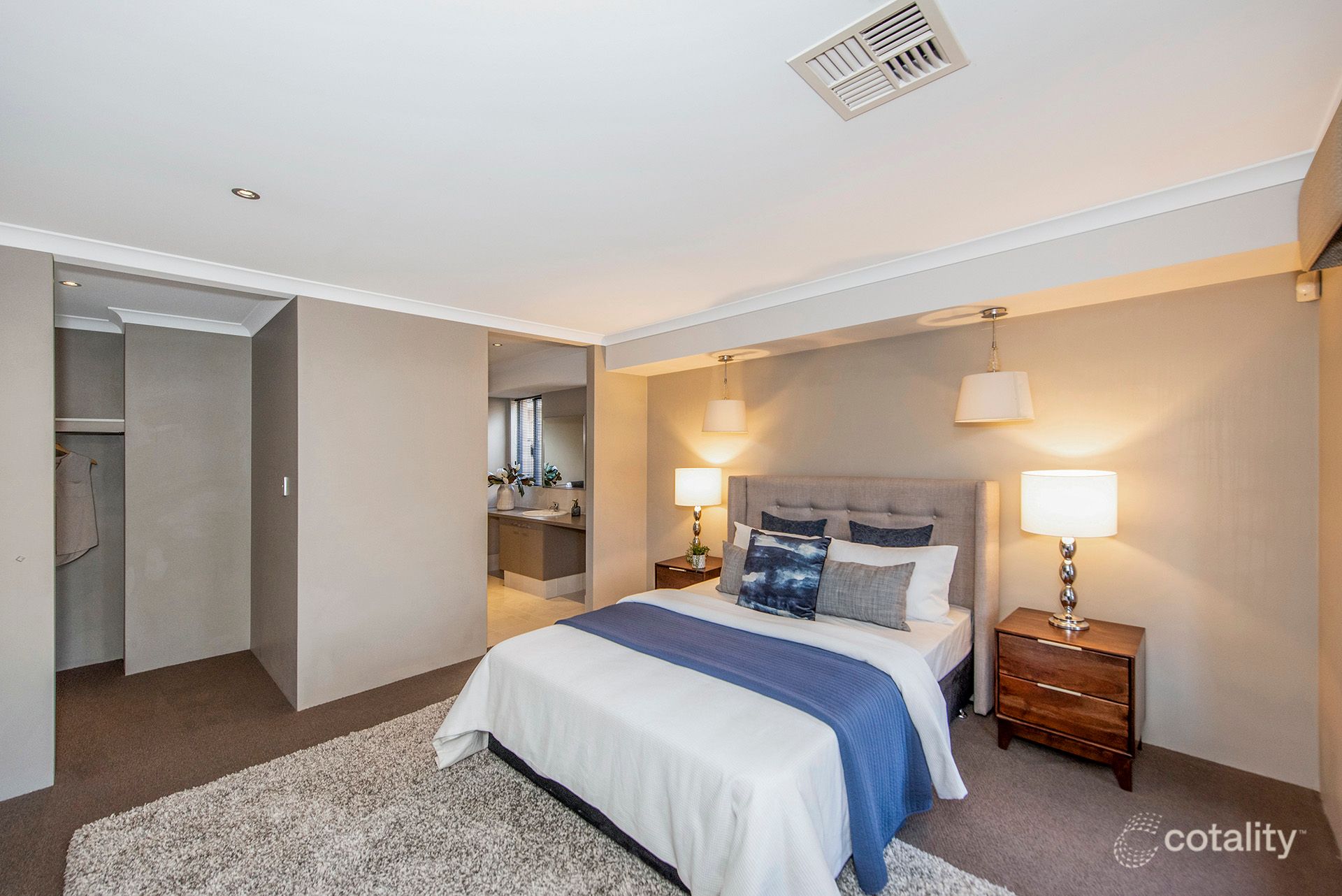 10 Jindabyne St, Hilbert, WA 6112