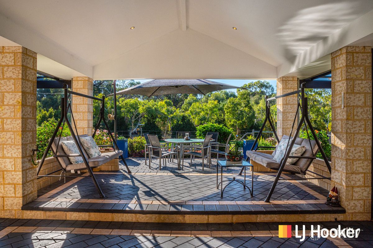 21 Citrus Ct, Two Rocks, WA 6037