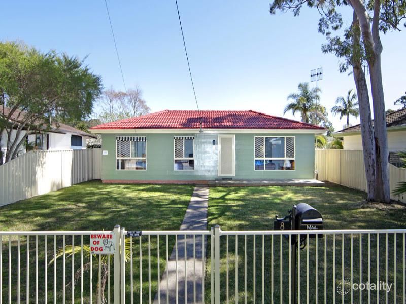 8 Kerry Cres, Berkeley Vale, NSW 2261