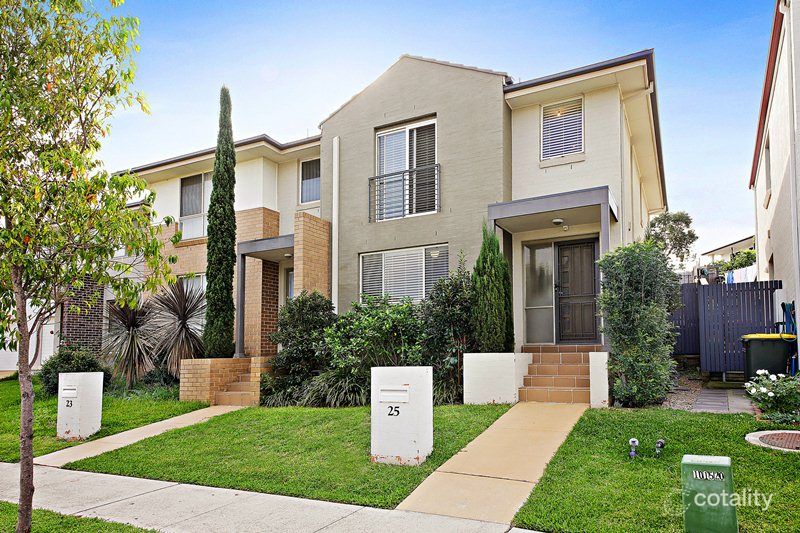 25 Mary Ann Dr, Glenfield, NSW 2167